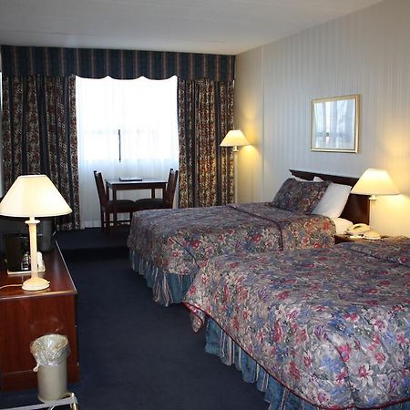 Toronto Plaza Airport Hotel Quarto foto